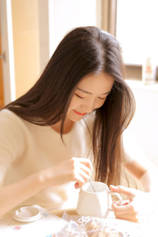 贺朝不让谢俞尿出来